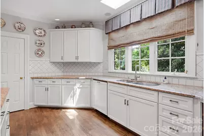 4145 Moorland Drive, Charlotte, NC 28226 - Photo 9