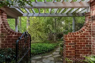 4145 Moorland Dr, Charlotte, NC 28226 - Photo 41