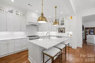 2312 Selwyn Ave, Charlotte, NC 28207 - Photo 11