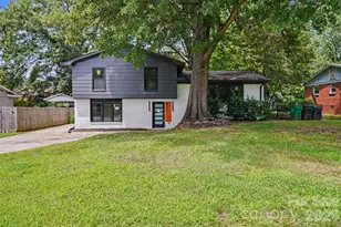 3801 Woodleaf Rd, Charlotte, NC 28205 - Photo 1