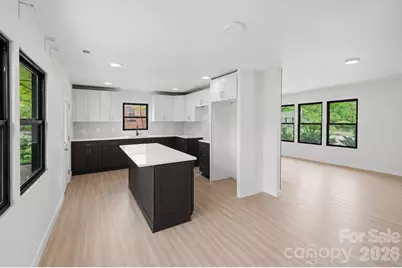 3801 Woodleaf Road, Charlotte, NC 28205 - Photo 11