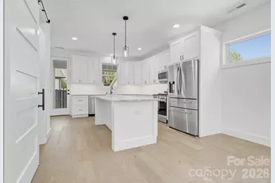 615 W Allen Street, Hendersonville, NC 28739 - Photo 17