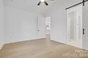 615 W Allen St, Hendersonville, NC 28739 - Photo 11