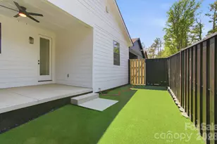 615 W Allen St, Hendersonville, NC 28739 - Photo 31