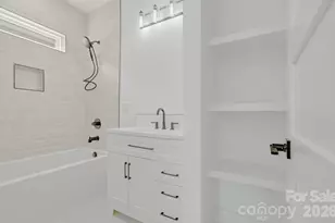 615 W Allen St, Hendersonville, NC 28739 - Photo 27