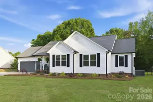 723 Pine Haven Cir, Clover, SC 29710 - Photo 3
