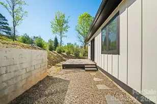 213 New Stock Rd, Asheville, NC 28804 - Photo 37