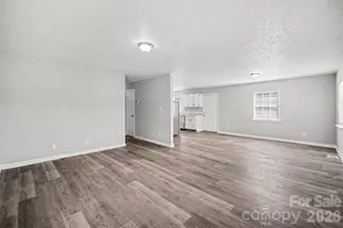 2612 Dundeen St, Charlotte, NC 28216 - Photo 9