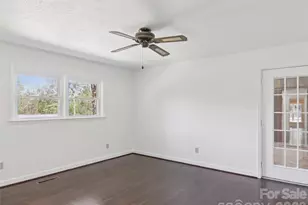 927 Ladson Rd, Mills River, NC 28759 - Photo 21