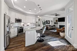 935 Stone Village Dr, Tega Cay, SC 29708 - Photo 15