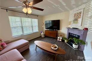 732 Rock Lake Glen, Fort Mill, SC 29715 - Photo 3