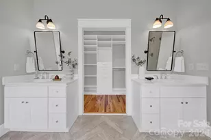 532 Melbourne Ct, Charlotte, NC 28209 - Photo 21