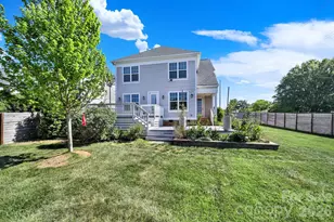 532 Melbourne Ct, Charlotte, NC 28209 - Photo 33