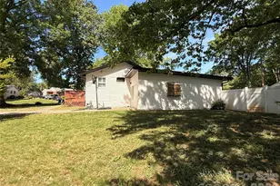 401 Rutland Dr, Charlotte, NC 28217 - Photo 19
