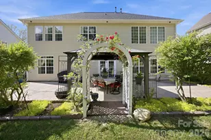 8358 Bampton Dr, Concord, NC 28027 - Photo 11