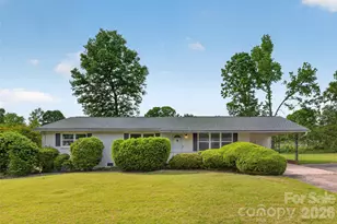 4429 Dawnwood Dr, Gastonia, NC 28056 - Photo 1