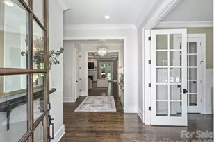 320 Plantation Pl, Charlotte, NC 28209 - Photo 3