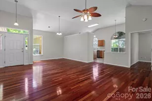 11823 Harris Ridge Dr, Charlotte, NC 28269 - Photo 3