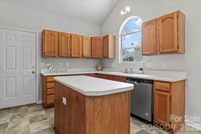 11823 Harris Ridge Drive, Charlotte, NC 28269 - Photo 11