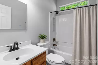 11823 Harris Ridge Drive, Charlotte, NC 28269 - Photo 19