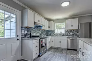 910 E 6th Ave, Gastonia, NC 28054 - Photo 5