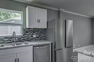 910 E 6th Ave, Gastonia, NC 28054 - Photo 11