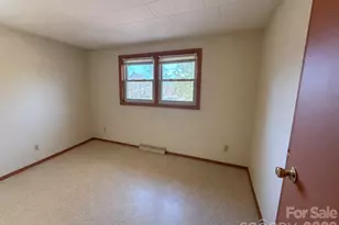 24 W Berkley St, Granite Falls, NC 28630 - Photo 15