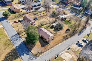 24 W Berkley St, Granite Falls, NC 28630 - Photo 29