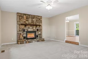 126 Anthony Dr, East Flat Rock, NC 28726 - Photo 5