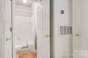 601 Queens Rd, Charlotte, NC 28207 - Photo 21