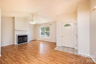 2000 Summerfield Cir, Conover, NC 28613 - Photo 5