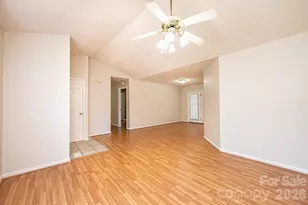 2000 Summerfield Cir, Conover, NC 28613 - Photo 7