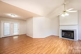 2000 Summerfield Cir, Conover, NC 28613 - Photo 3