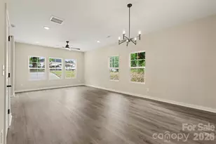 110 E Hilltop Dr, Gastonia, NC 28054 - Photo 7