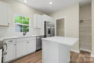 110 E Hilltop Dr, Gastonia, NC 28054 - Photo 11