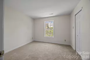 2621 Stream Bank Dr, Charlotte, NC 28269 - Photo 13