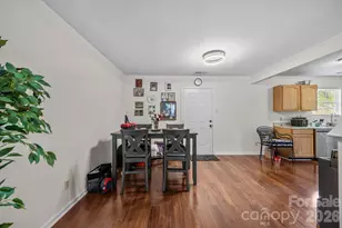 2621 Stream Bank Dr, Charlotte, NC 28269 - Photo 5