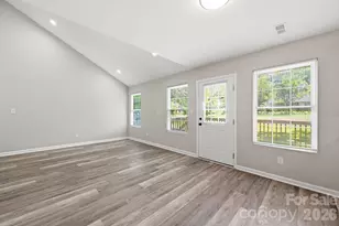 63 Pinckney St, York, SC 29745 - Photo 11