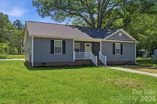 63 Pinckney St, York, SC 29745 - Photo 3