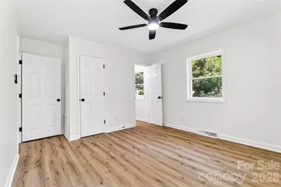 4844 Hidden Valley Road, Charlotte, NC 28213 - Photo 29