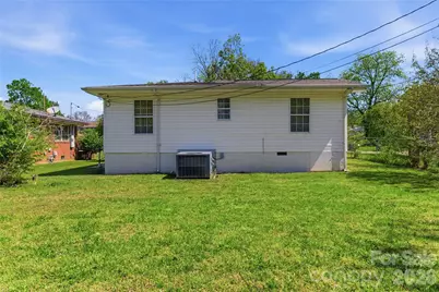 615 W Marsh Street, Salisbury, NC 28144 - Photo 13