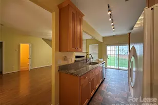 6954 Beverly Springs Dr, Charlotte, NC 28270 - Photo 7