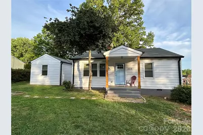 204 N Oak Street, Lowell, NC 28098 - Photo 3