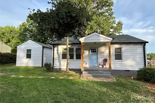 204 N Oak St, Lowell, NC 28098 - Photo 3