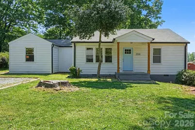 204 N Oak Street, Lowell, NC 28098 - Photo 1