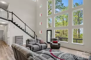 35 Chesten Mountain Dr, Asheville, NC 28803 - Photo 5