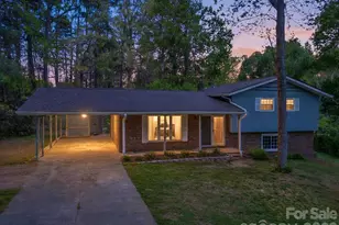 31 Firefly Ln, Saluda, NC 28773 - Photo 3