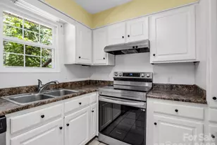 31 Firefly Ln, Saluda, NC 28773 - Photo 15