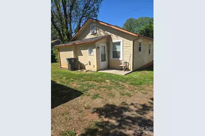 207 S Caldwell Avenue, Newton, NC 28658 - Photo 11