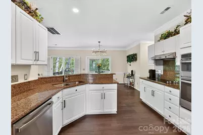 7219 Fortrose Lane, Charlotte, NC 28277 - Photo 15